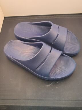 Oofos OOahh Unisex Recovery Slide Sandals In Navy - Men's 7, Women's 9, EU 40